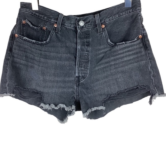 LEVI’S 501 DISTRESSED GRAY JEANS SHORTS - Picture 4 of 11
